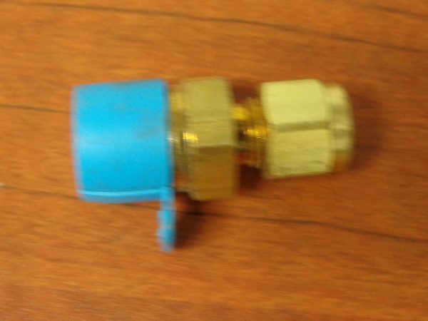 IBD2MCRT4:DUOLOK TUBE FITTING MALE CONNECTOR IBD2MCRT4,DUOLOK