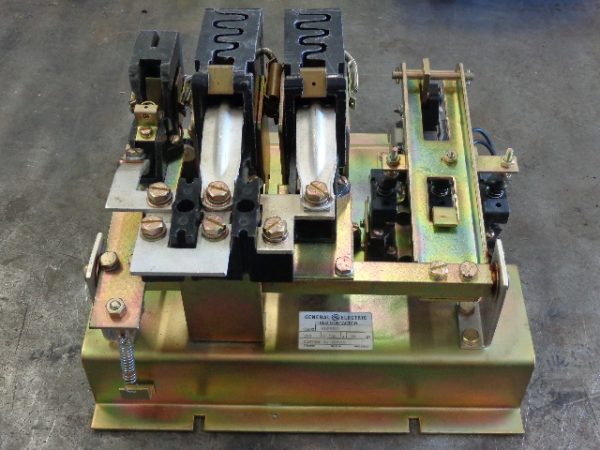 IC2812B107DB3: GENERAL ELECTRIC FIELD CONTACTOR