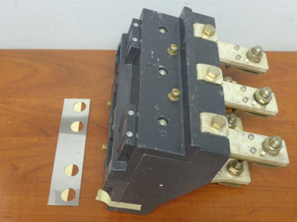 X-232832:ALLEN BRADELY SIZE 5 STATIONARY CONTACT BLOCK X-232832,ALLEN BRADLEY