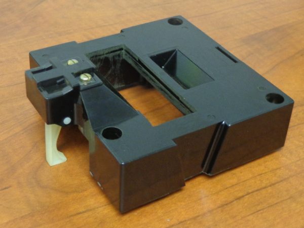 Z-21145. ALLEN BRADLEY SIZE 5 COIL COVER with ONE NORMALLY OPEN CONTACT for 700, 702, 705, 709 SERIES K CONTACTORS AND STARTERS. Z21145