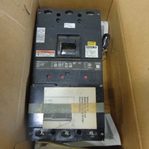 LA3400PRF: WESTINGHOUSE, LA TRI-PAK CIRCUIT BREAKER 3 POLE, 600VAC 400A, LA FRAME, STYLE NO. 5685D80G02.
