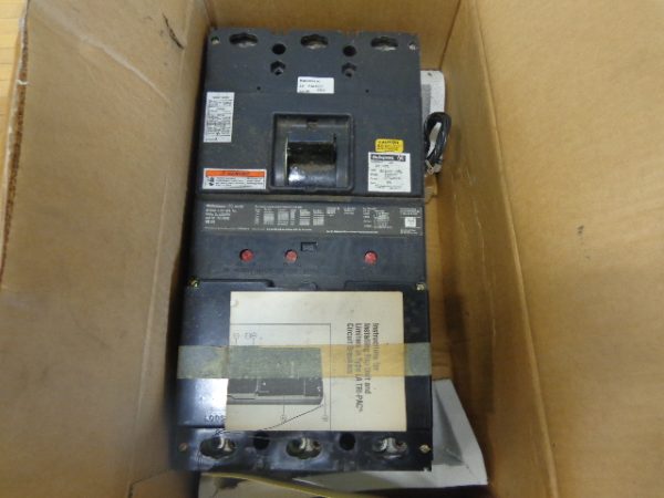 LA3400PRF: WESTINGHOUSE, LA TRI-PAK CIRCUIT BREAKER 3 POLE, 600VAC 400A, LA FRAME, STYLE NO. 5685D80G02.