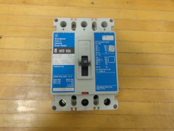 HFD3015: EATON / CUTLER-HAMMER, INDUSTRIAL CIRCUIT BREAKER SERIES C, 3 POLE, 600VAC 15 AMPS, STYLE 6639C86G84, HFD 65K.