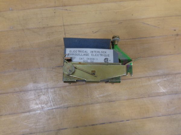 EK306-1: ELECTRICAL INTERLOCK, SQUARE D