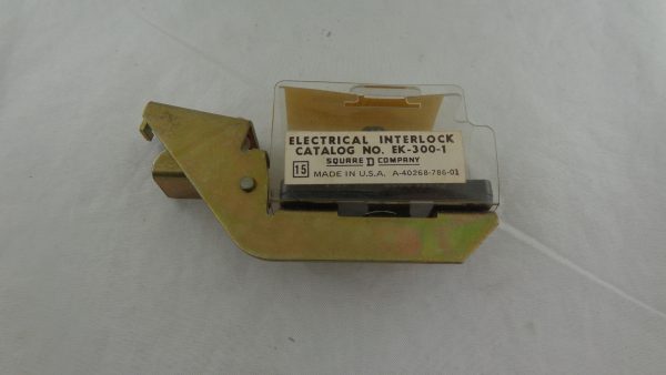 EK300-1: ELECTRICAL INTERLOCK, SQUARE D