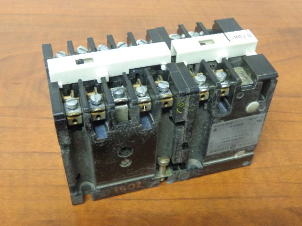 122AA06222AA: GENERAL ELECTRIC INDUSTRIAL RELAY 122AA06222AA