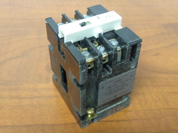 CR120A01122AA: GENERAL ELECTRIC INDUSTRIAL RELAY CR120A01122AA