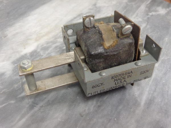 10370H14A: SOLENOID, CUTLER HAMMER