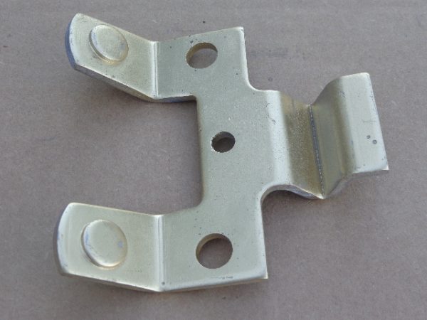 1486918: WESTINGHOUSE AUXILIARY BRACKET 1486918