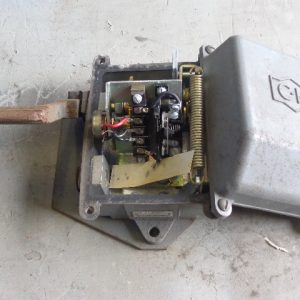 86-4118 CUTLER HAMMER FOOT SWITCH WITH POTENTIOMETER