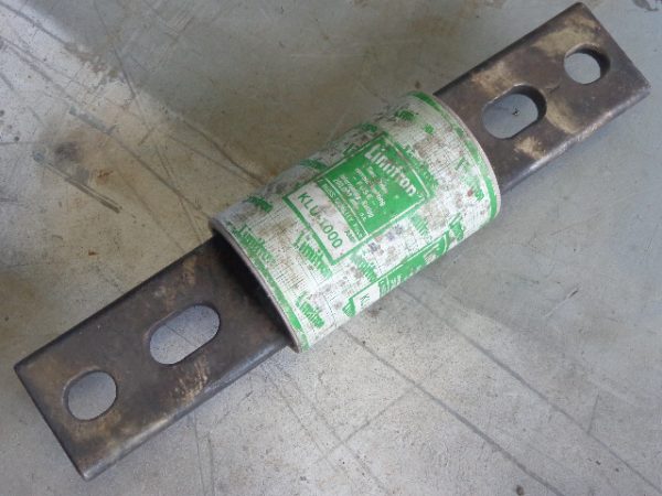 KLU-1000: LIMITRON TIME DELAY BOLT MOUNT FUSE, BUSSMAN