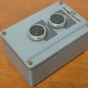 800T-2TA:ALLEN BRADLEY PUSH BUTTON ENCLOSURE SURFACE    800T-2TA,ALLEN BRADLEY