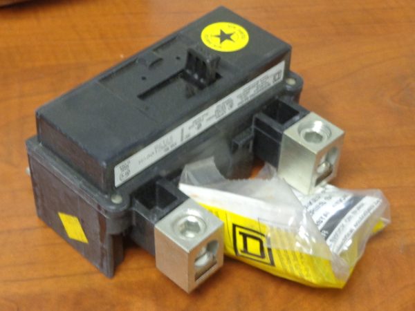 QOM2100VH: SQUARE D CIRCUIT BREAKER