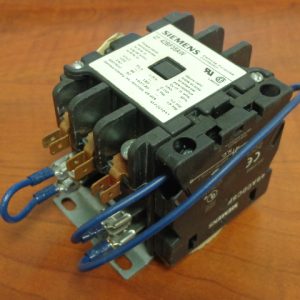 42BF35AW: SIEMENS CONTACTOR 3 POLE 30AMP 250VDC COIL USED