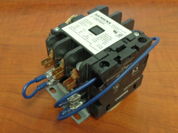 42BF35AW: SIEMENS CONTACTOR 3 POLE 30AMP 250VDC COIL USED