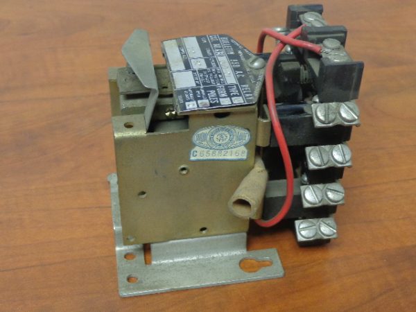 950-U40-01: FEDERAL PACIFIC ELECTRIC COMPANY RELAY